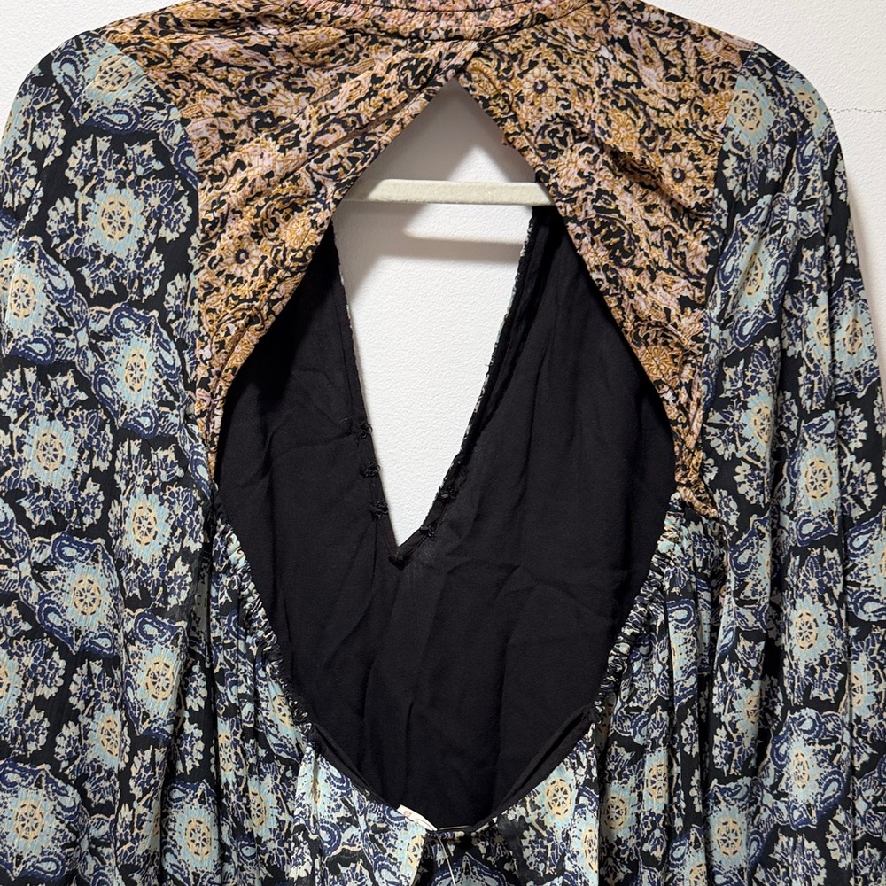 Free People Womens Floral Keyhole Boho Blouse NWOT Open Back Ruffle Fairy XS Top - Picture 7 of 11